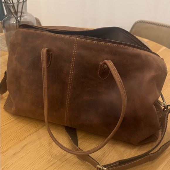 Brown genuine Leather overnight Tote Bag - Picture 6 of 6